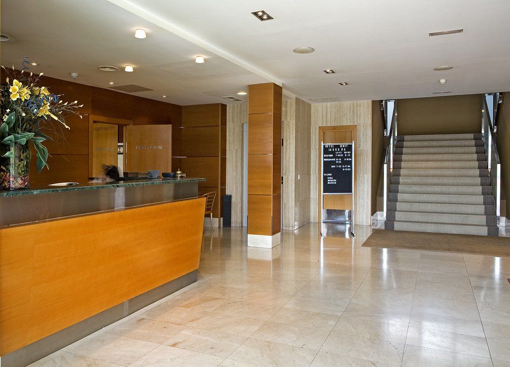 Zenit Logrono Hotel Exterior photo