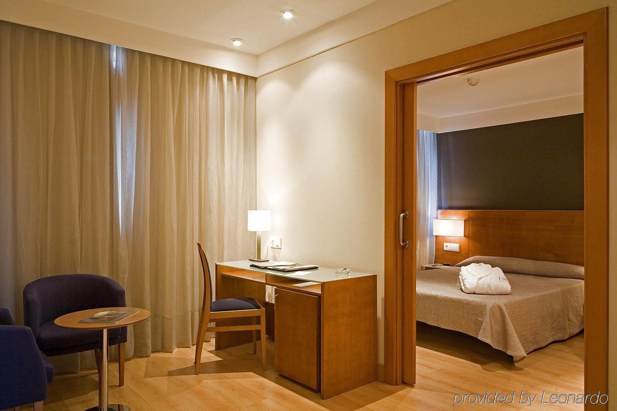 Zenit Logrono Hotel Exterior photo