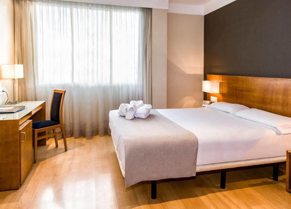 Zenit Logrono Hotel Exterior photo